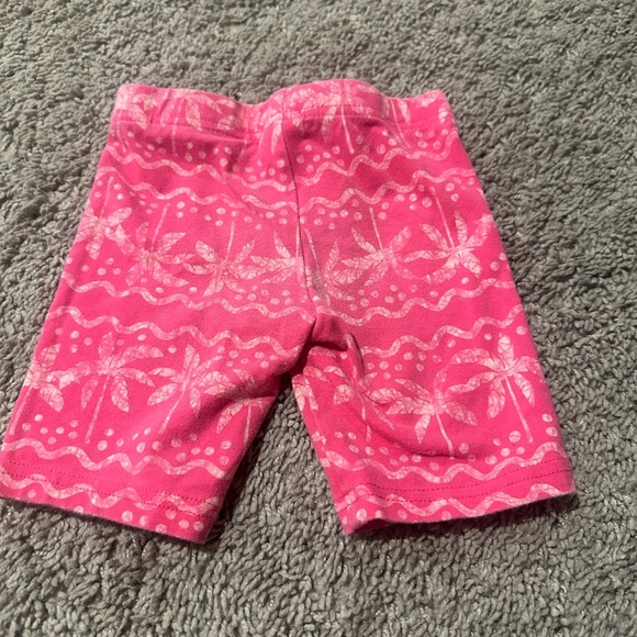 Carters girl shorts - Picture 2 of 3